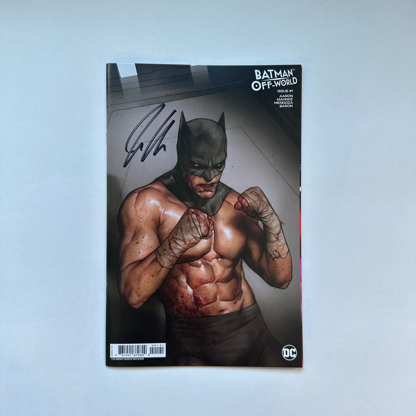 BATMAN OFF-WORLD #1 (OF 6) CVR D INC 1:25 BEN OLIVER CARD STOCK VAR- SIGNED BY JASON AARON
