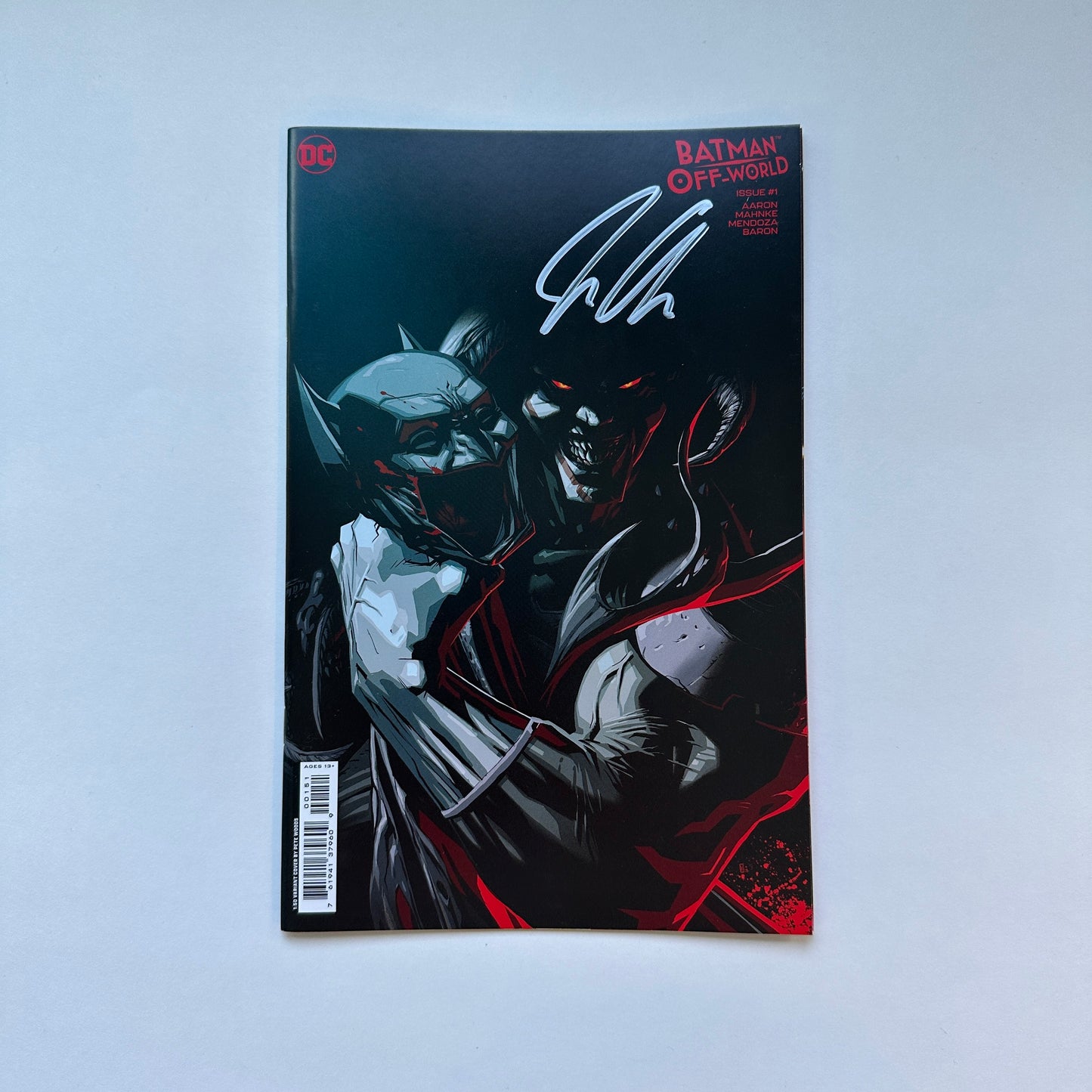BATMAN OFF-WORLD #1 (OF 6) CVR E INC 1:50 PETE WOODS CARD STOCK VAR- SIGNED BY JASON AARON